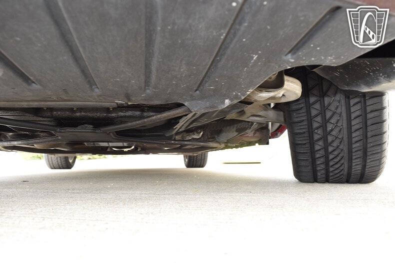 2004 Ford Thunderbird Deluxe