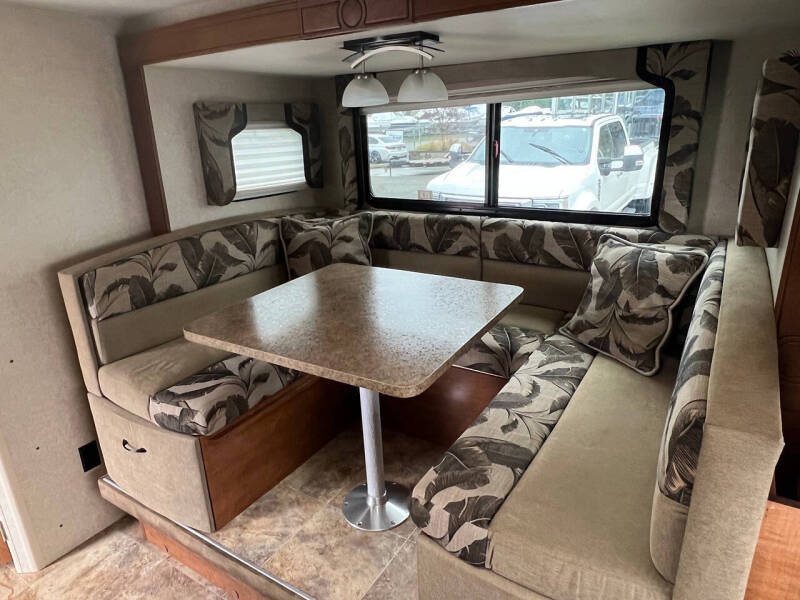 2015 Lance Camper 1685 Travel Trailer