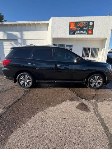 2018 Nissan Pathfinder S