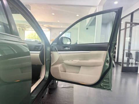 2011 Subaru Outback 2.5i