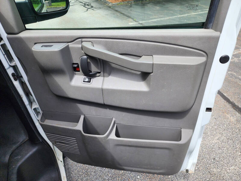 2019 GMC Savana 2500