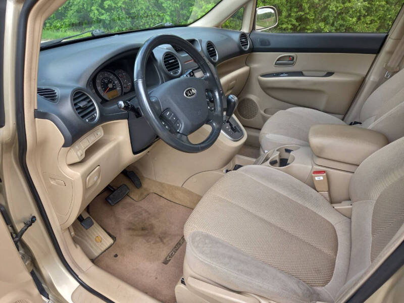 2007 Kia Rondo EX