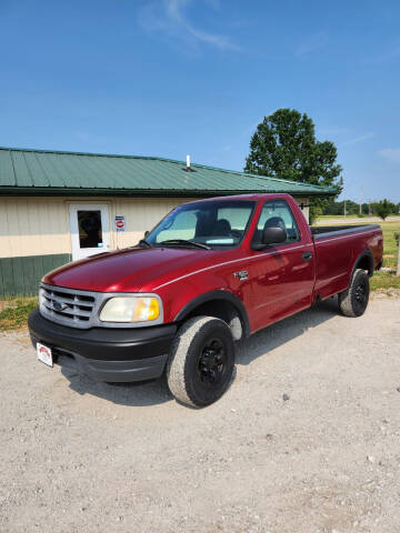 2001 Ford F-150 for sale at WESTSIDE GARAGE LLC in Keokuk IA