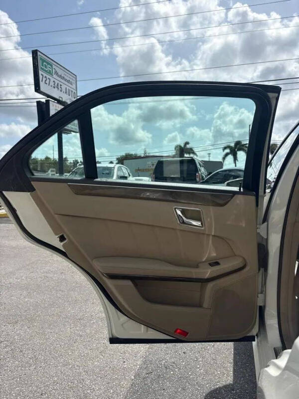 2010 Mercedes-Benz E-Class