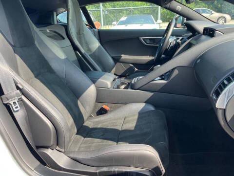 2021 Jaguar F-TYPE P300