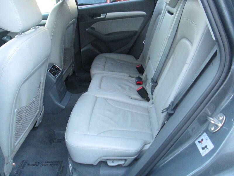 2013 Audi Q5 2.0T quattro Premium