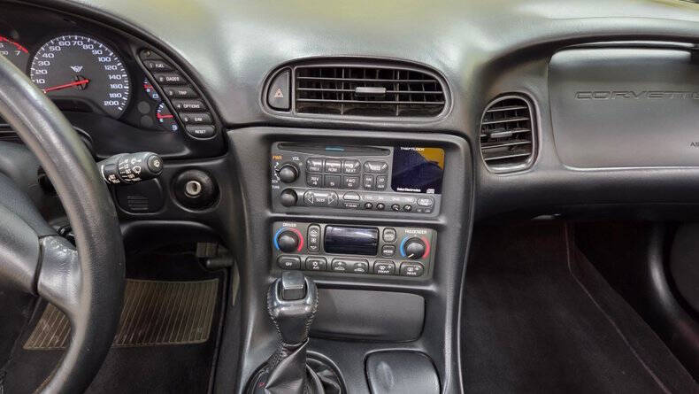 2004 Chevrolet Corvette