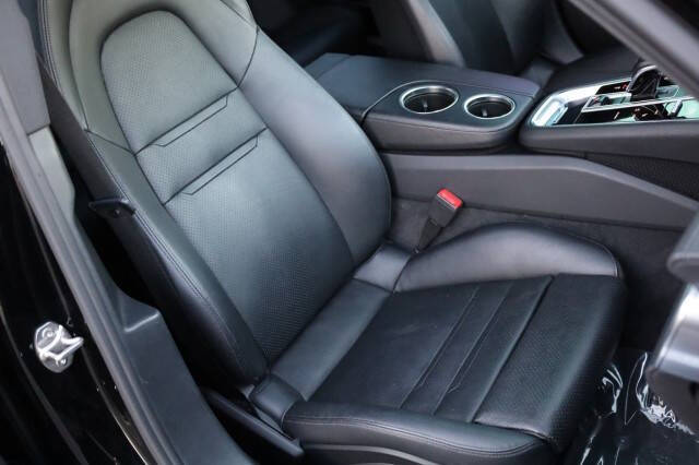 2019 Porsche Panamera