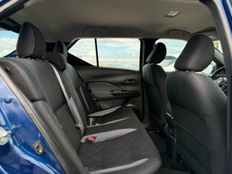 2020 Nissan Kicks SV