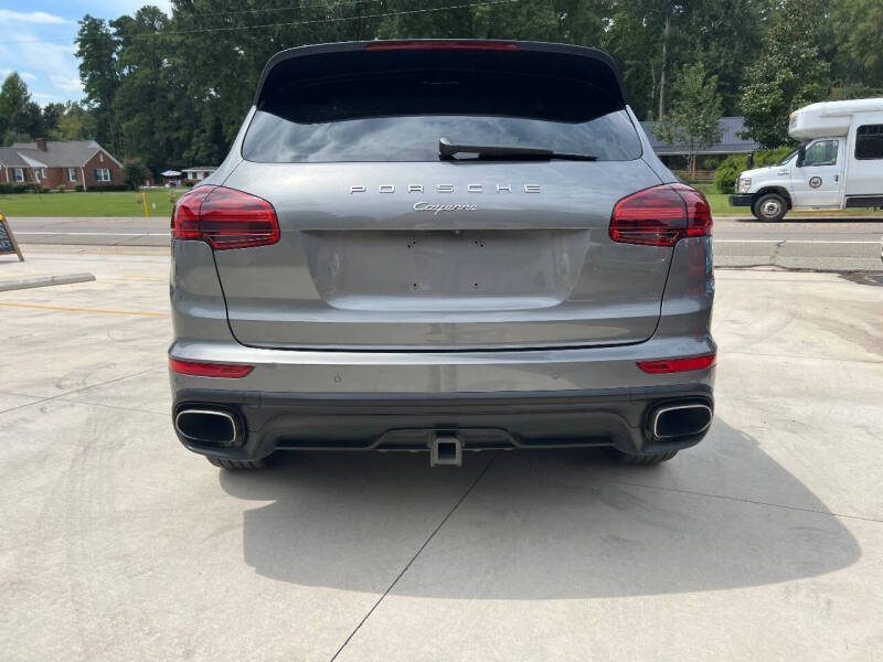 2016 Porsche Cayenne