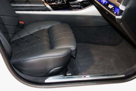 2023 BMW 7 Series 760i xDrive