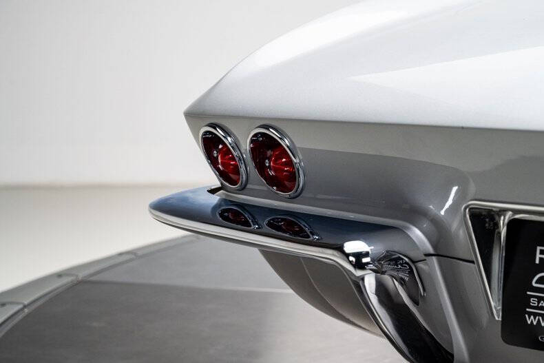 1965 Chevrolet Corvette
