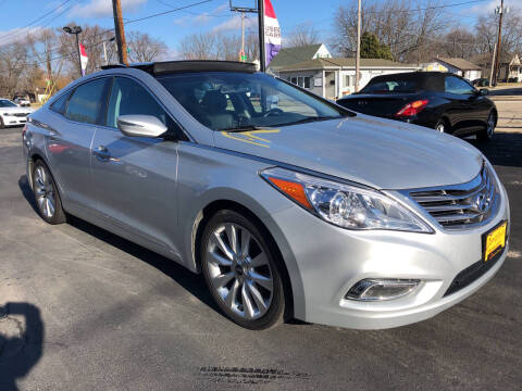 2012 Hyundai Azera for sale at COMPTON MOTORS LLC in Sturtevant WI