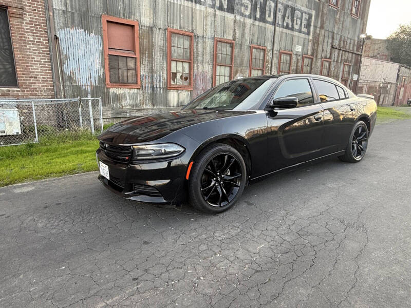 2017 Dodge Charger SE's photo