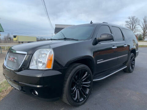 2012 GMC Yukon XL for sale at HillView Motors in Shepherdsville KY