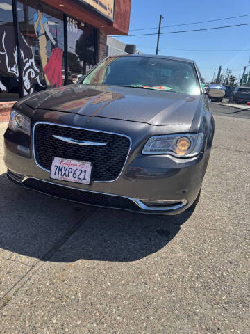 2016 Chrysler 300 C