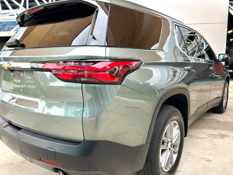 2023 Chevrolet Traverse LT Cloth