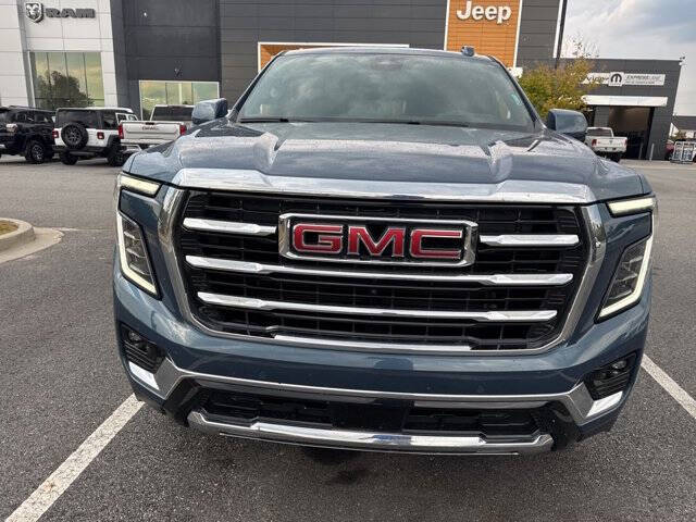 2025 GMC Yukon Elevation