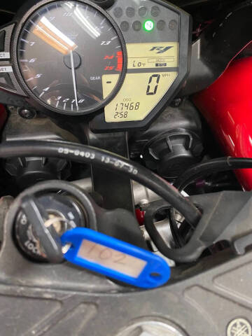 2011 Yamaha YZF-R1
