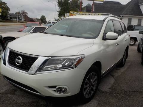 2013 Nissan Pathfinder for sale at SEBASTIAN AUTO SALES INC. in Terre Haute IN