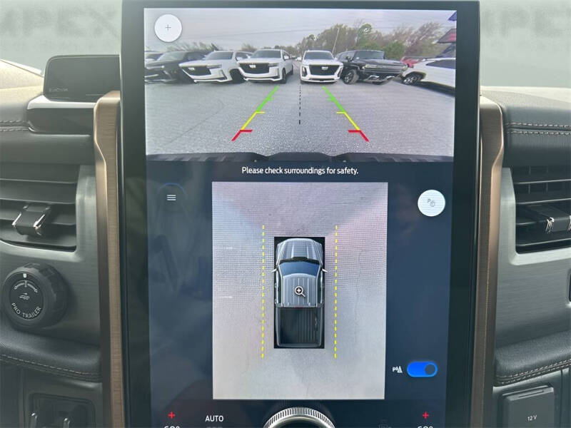 2022 Ford F-150 Lightning Lariat