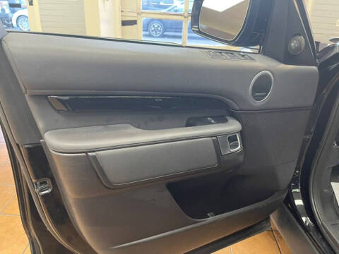 2018 Land Rover Discovery SE