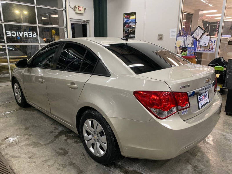 Used 2014 Chevrolet Cruze LS with VIN 1G1PA5SH1E7183914 for sale in Maysville, KY