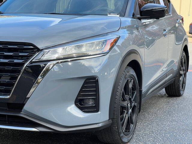 2021 Nissan Kicks SR