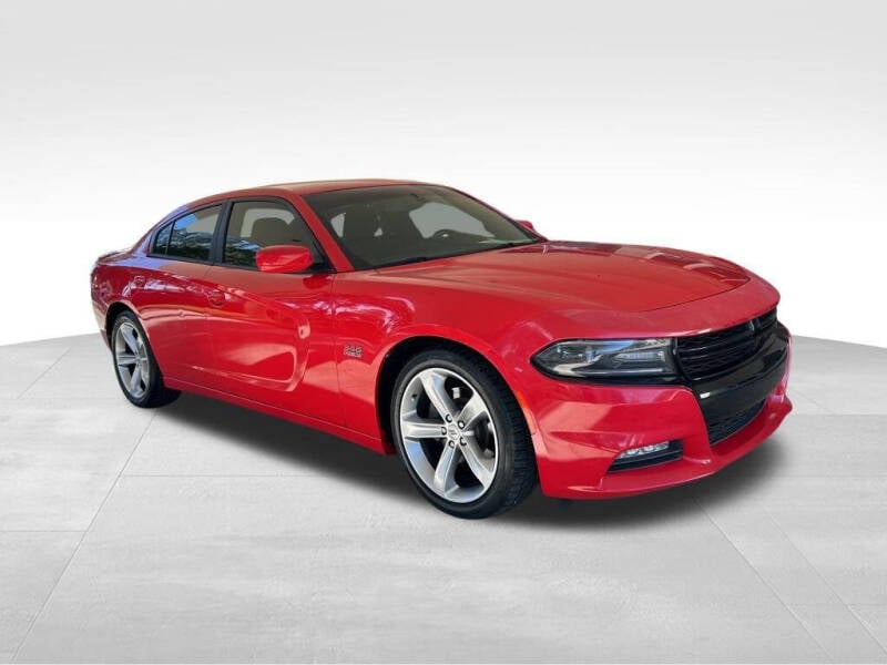 Used 2018 Dodge Charger R/T with VIN 2C3CDXCTXJH233563 for sale in Davie, FL