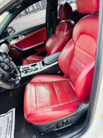 2019 Kia Stinger GT2