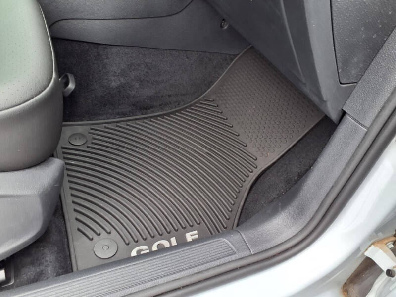2021 Volkswagen Golf TSI