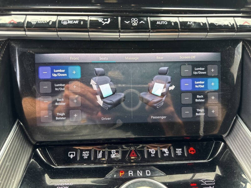 2022 Jeep Grand Wagoneer Series II