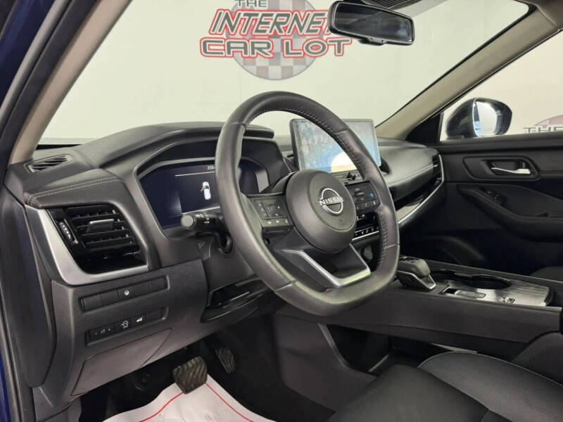 2024 Nissan Rogue SL