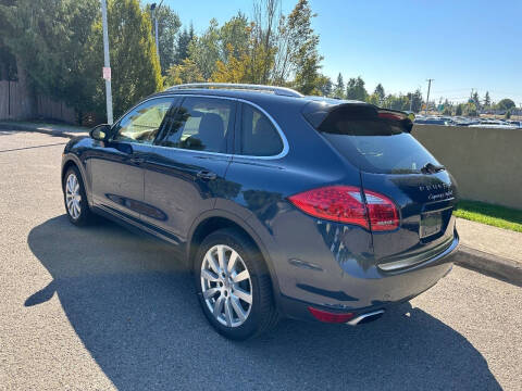 2012 Porsche Cayenne S Hybrid