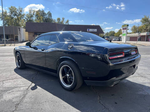 2015 Dodge Challenger SXT