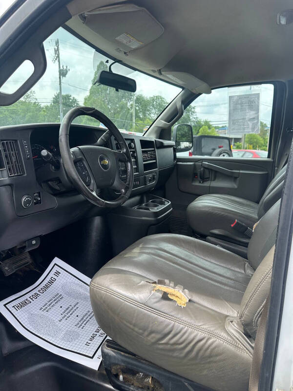 2021 Chevrolet Express 2500