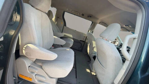 2011 Toyota Sienna