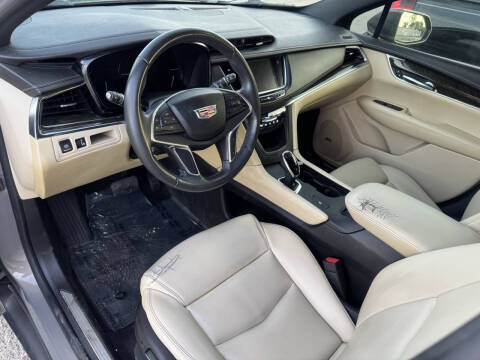 2017 Cadillac XT5