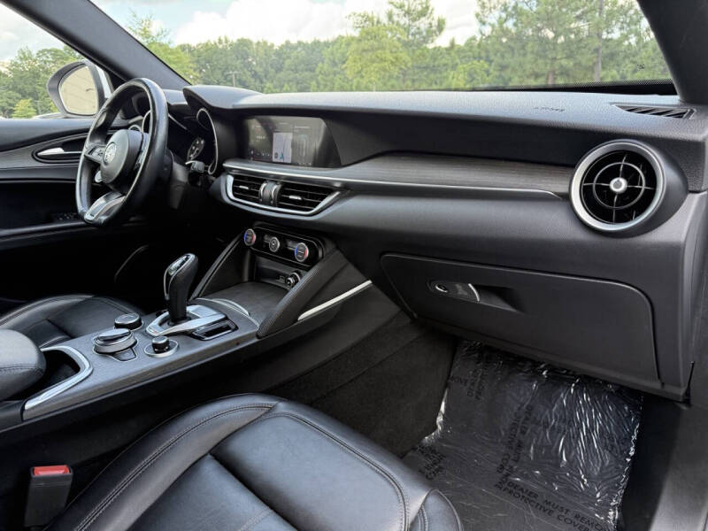 2022 Alfa Romeo Stelvio Ti