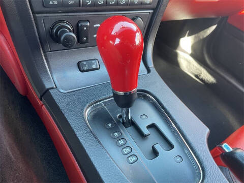 2003 Ford Thunderbird