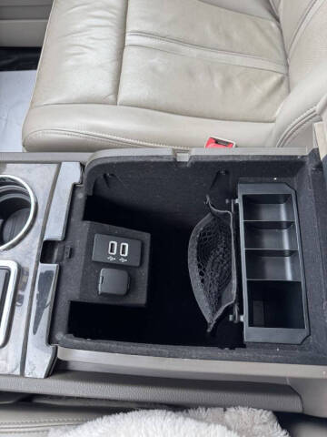 2017 Lincoln Navigator L Select