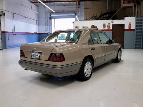 1994 Mercedes-Benz E-Class E 320