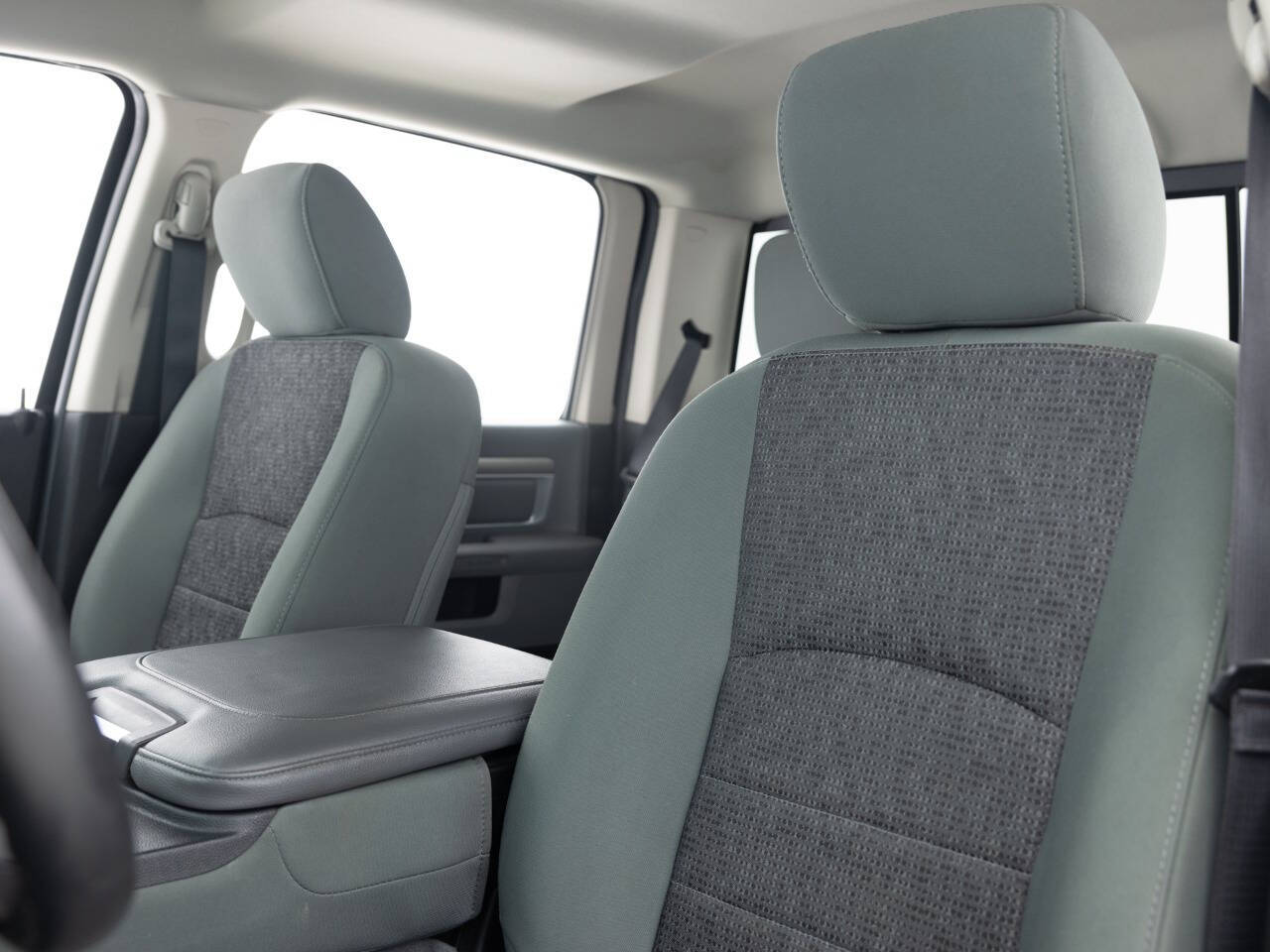 Used Car 2015 Ram 1500  Outdoorsman 4x4 4dr Crew Cab 6.3 Ft. Sb Pickup For Sale Under $20,000 In Coal City, Illinois