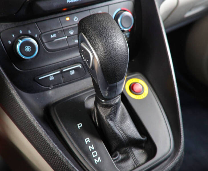 2022 Ford Transit Connect XLT