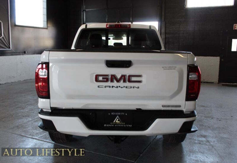 2024 GMC Canyon Elevation