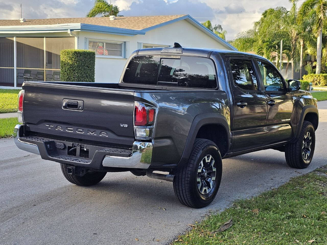 2022 TOYOTA Tacoma Pickup - $28,360
