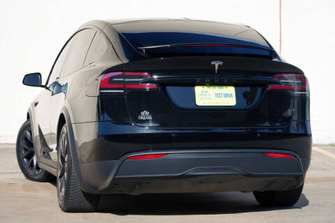 2023 Tesla Model X Standard Range