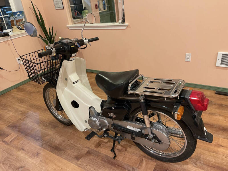 1998 Honda Super Cub Custom C90E