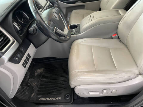 2017 Toyota Highlander XLE