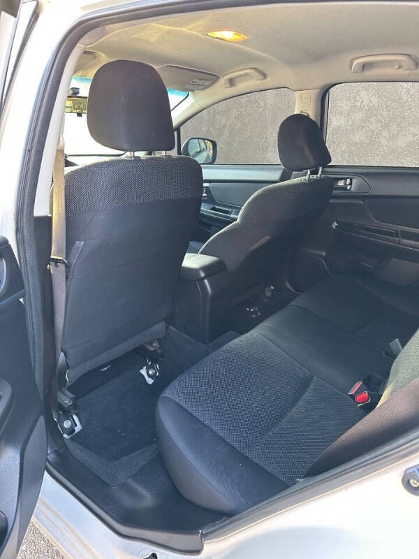 2014 Subaru Impreza 2.0i Premium